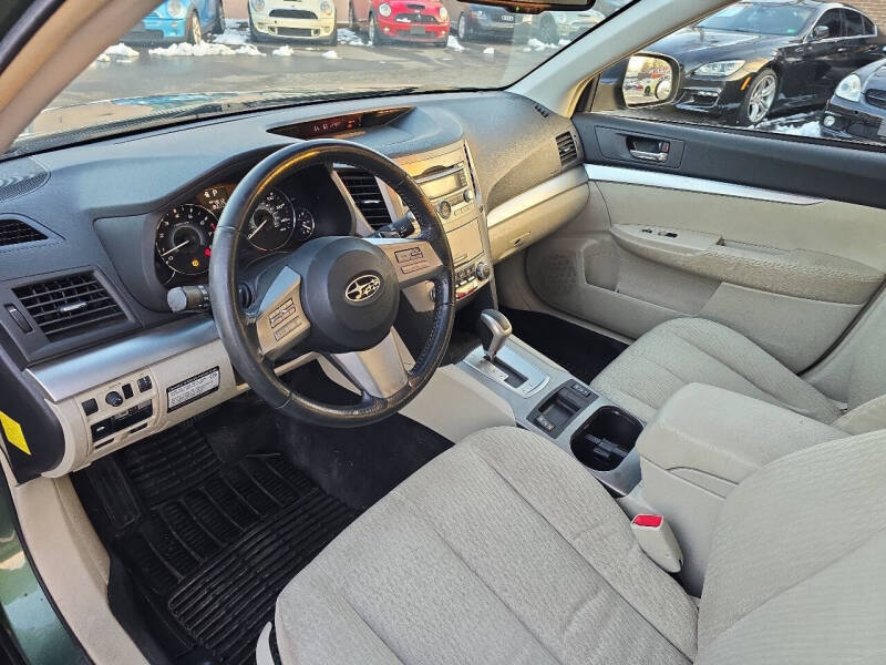 2010 Subaru Outback 2.5i Premium