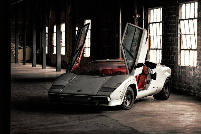 Lamborghini Countach For Sale ®