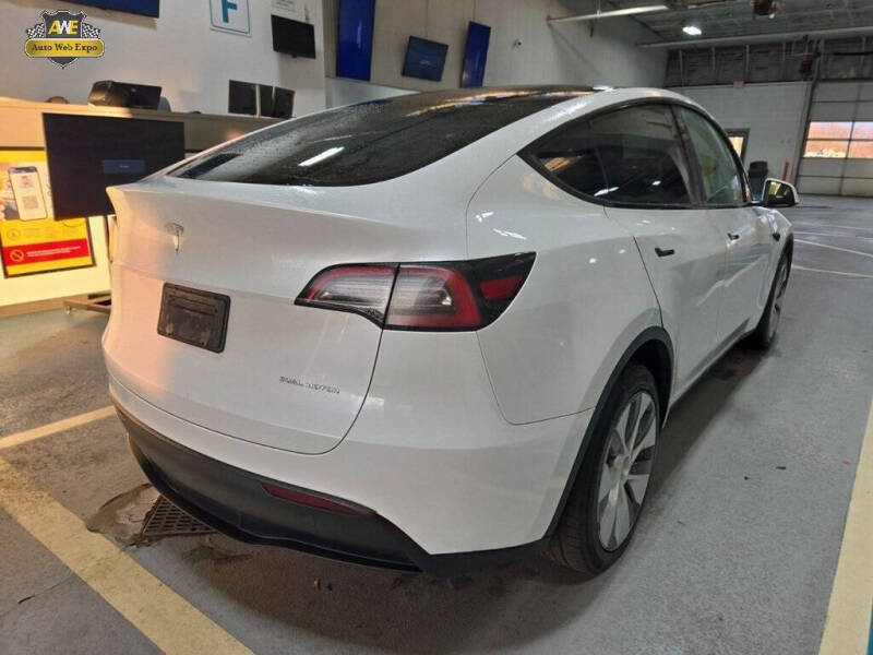 2023 Tesla Model Y Long Range