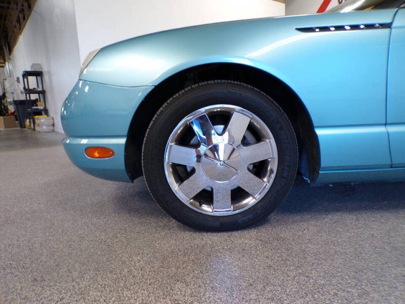 2002 Ford Thunderbird Deluxe
