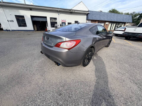 2010 Hyundai Genesis Coupe 2.0T