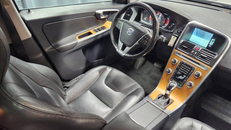 2017 Volvo XC60 T6 Inscription