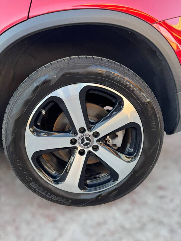 2021 Mercedes-Benz GLC GLC 300