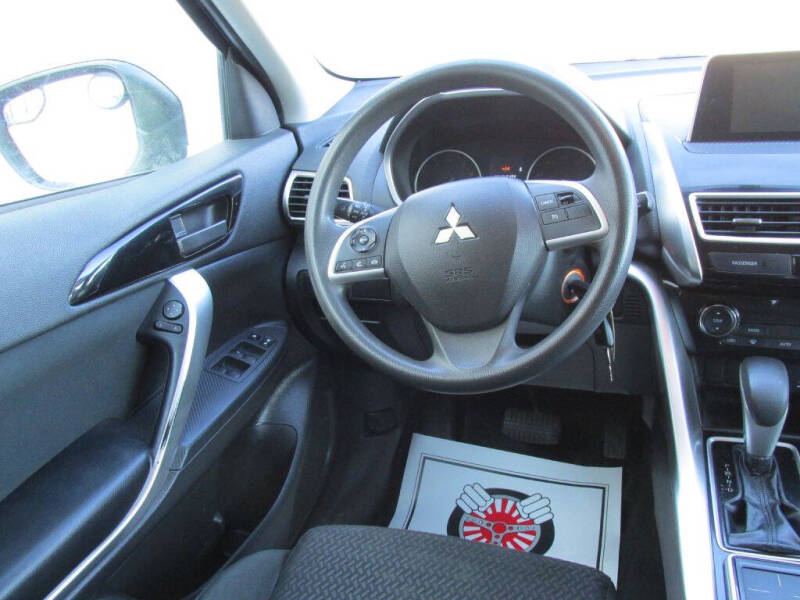 2018 Mitsubishi Eclipse Cross LE