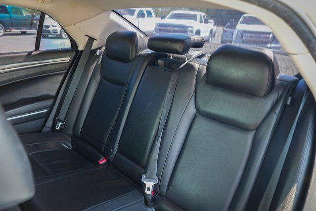 2017 Chrysler 300 Limited