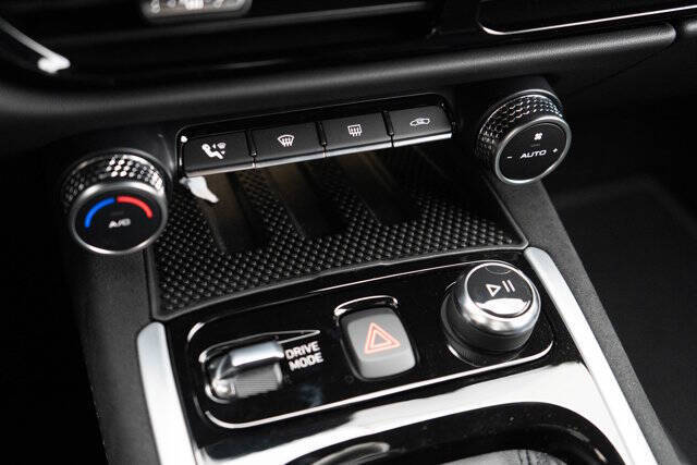 2025 Lotus Emira V6 Base