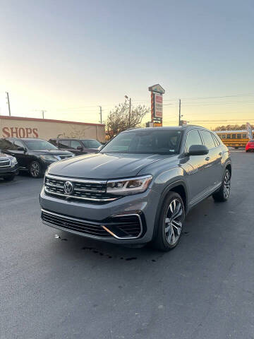 2021 Volkswagen Atlas Cross Sport for sale at Logos Motors Inc in Lawrence IN