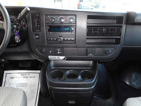 2017 Chevrolet Express LT 3500
