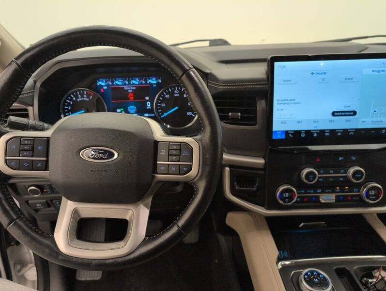 2023 Ford Expedition MAX XLT