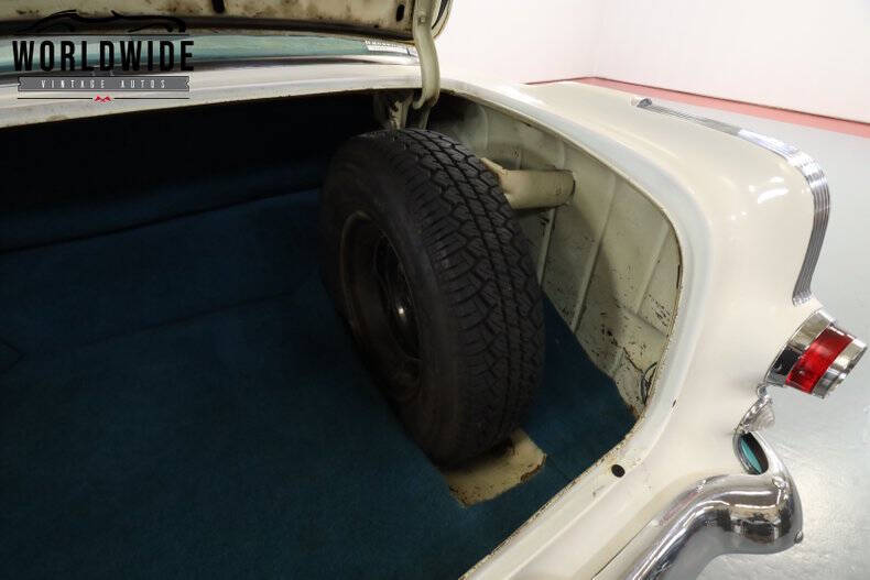 1955 Pontiac Chieftain