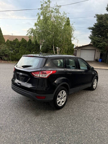 2014 Ford Escape S