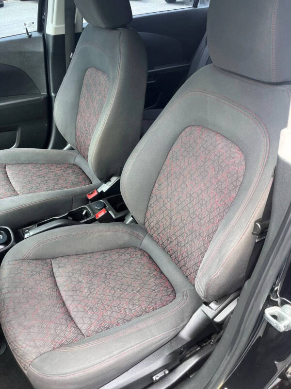 2018 Chevrolet Sonic LT Auto