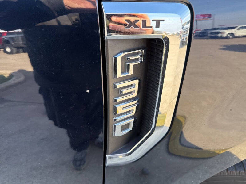 2022 Ford F-350 Super Duty XLT