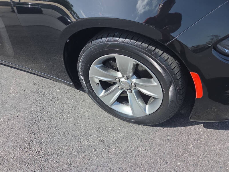 2016 Dodge Charger SXT