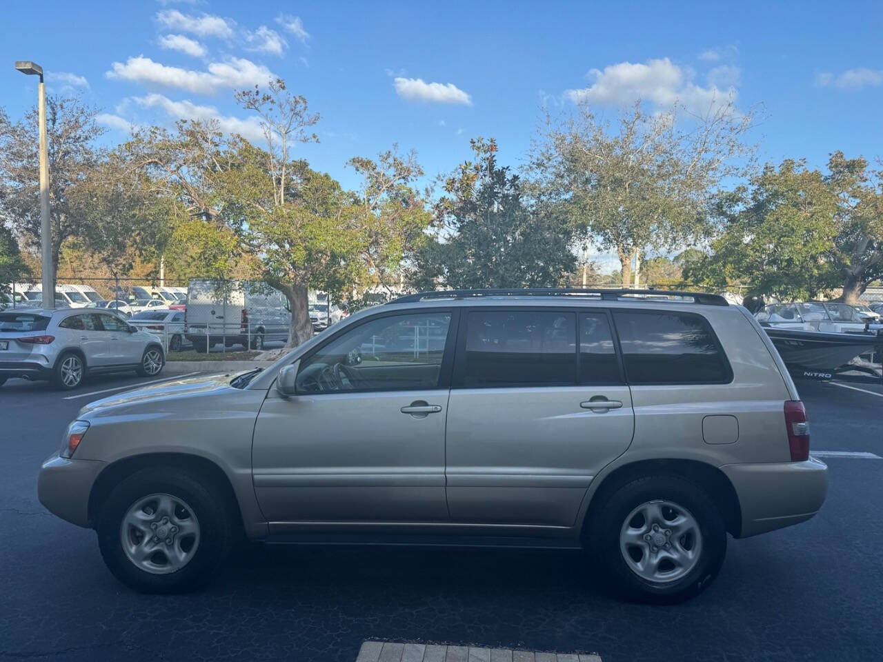 2006 Toyota Highlander for sale at LP AUTO SALES in Naples, FL