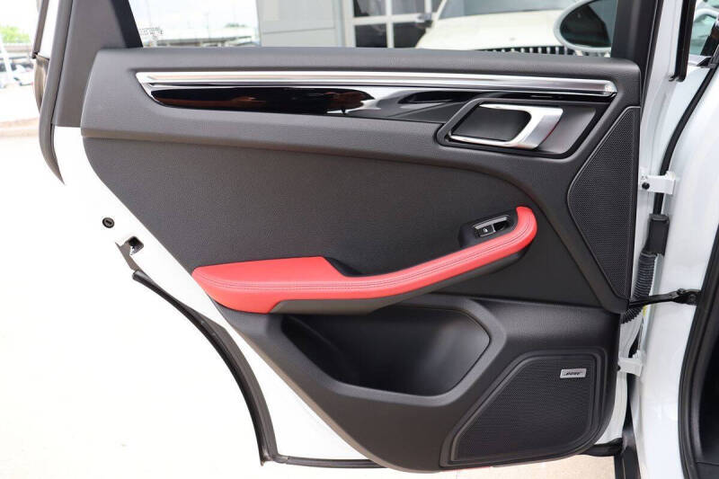 2020 Porsche Macan