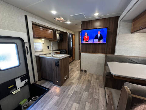 2020 Winnebago Intent 28y
