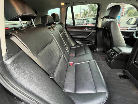 2017 BMW X3 sDrive28i