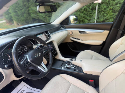 2019 Infiniti QX50 Essential