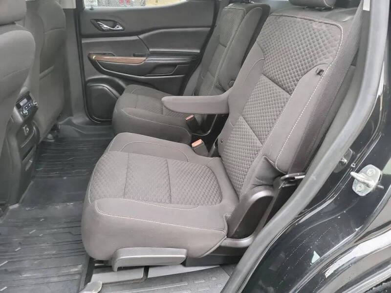 2019 GMC Acadia SLE-2