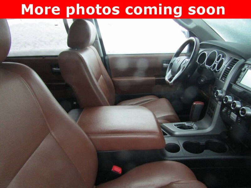 2016 Toyota Sequoia Platinum