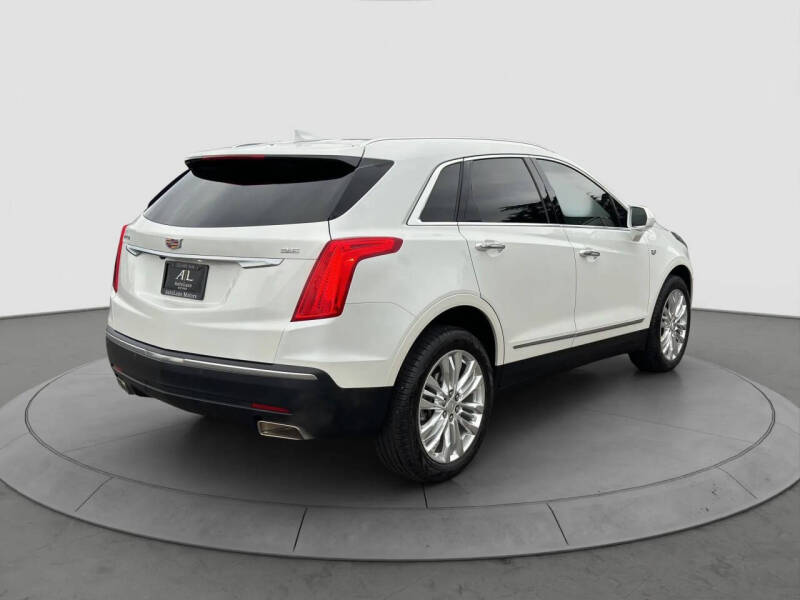 2017 Cadillac XT5 Premium Luxury