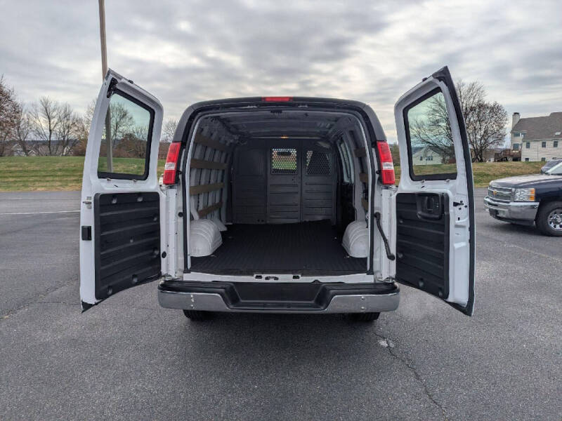 2024 Chevrolet Express 2500