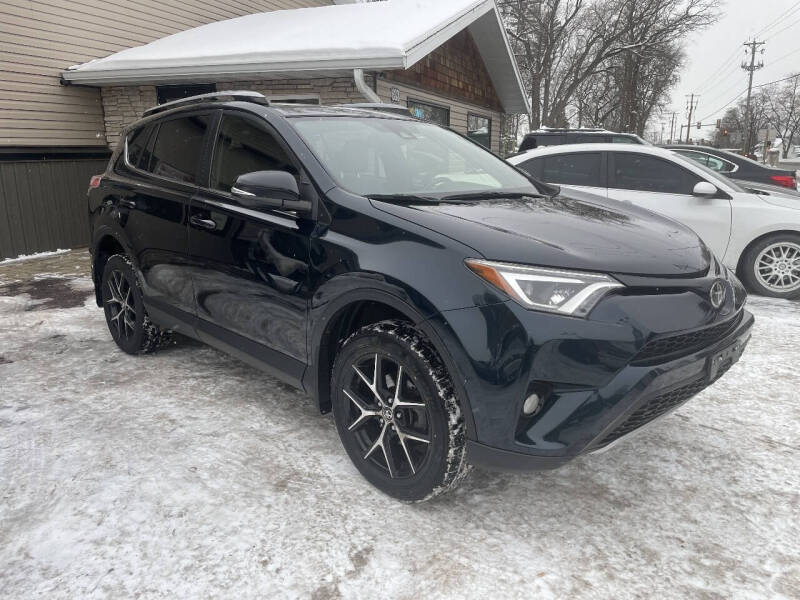 2017 Toyota RAV4 SE