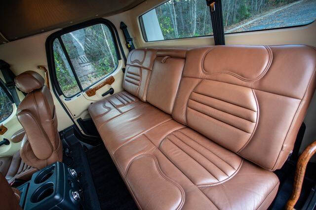 2015 Freightliner M2 106