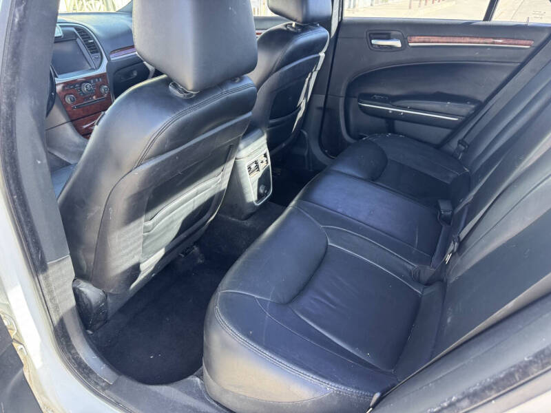 2014 Chrysler 300