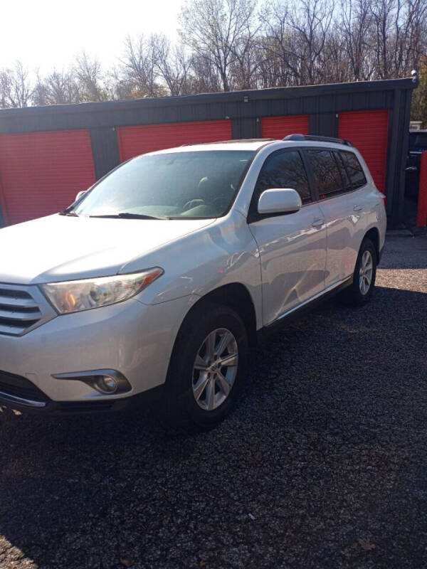 2013 Toyota Highlander for sale at R & R Motor Sports in New Albany IN