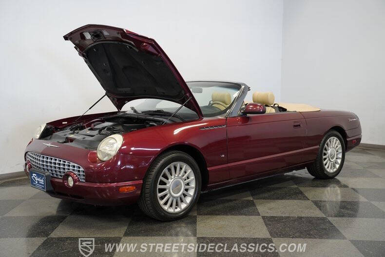 2004 Ford Thunderbird Deluxe