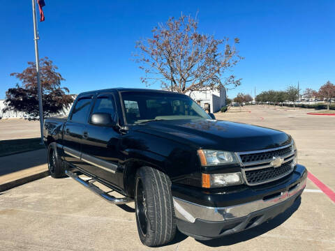 2007 Chevrolet Silverado 1500 Classic for sale at TWIN CITY MOTORS in Houston TX