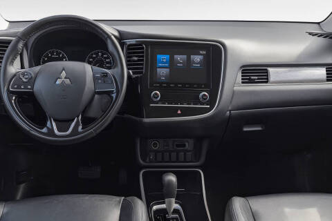 2020 Mitsubishi Outlander SEL