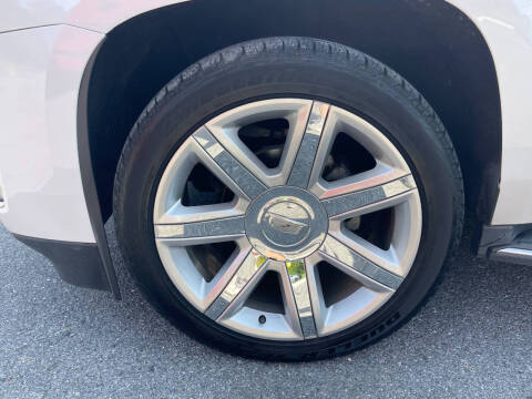 2016 Cadillac Escalade ESV Luxury Collection