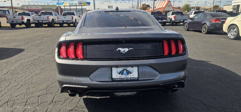 2021 Ford Mustang EcoBoost