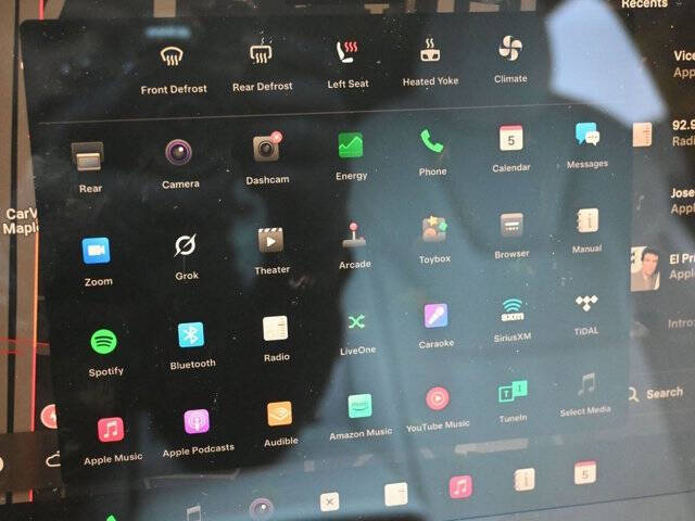 2022 Tesla Model X Plaid