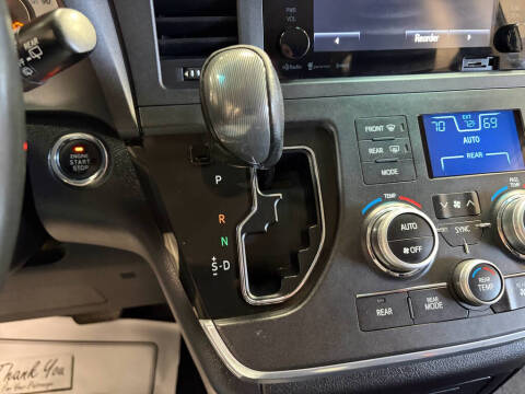 2017 Toyota Sienna