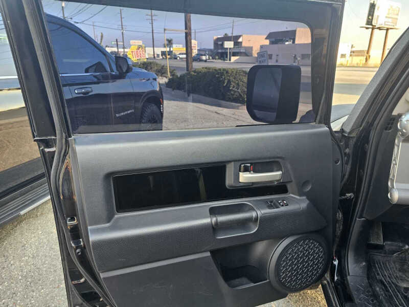2012 Toyota FJ Cruiser