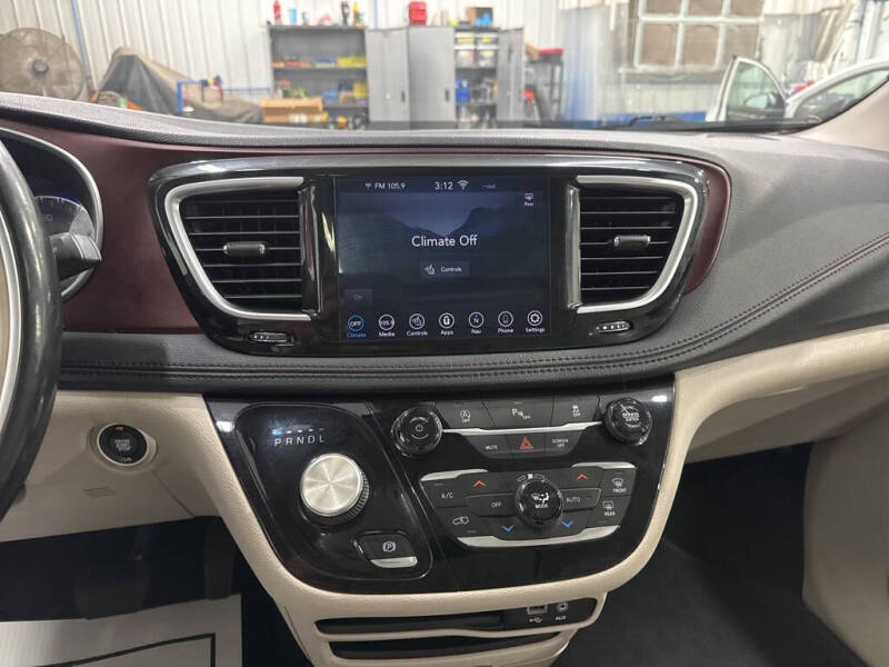 2020 Chrysler Pacifica Limited