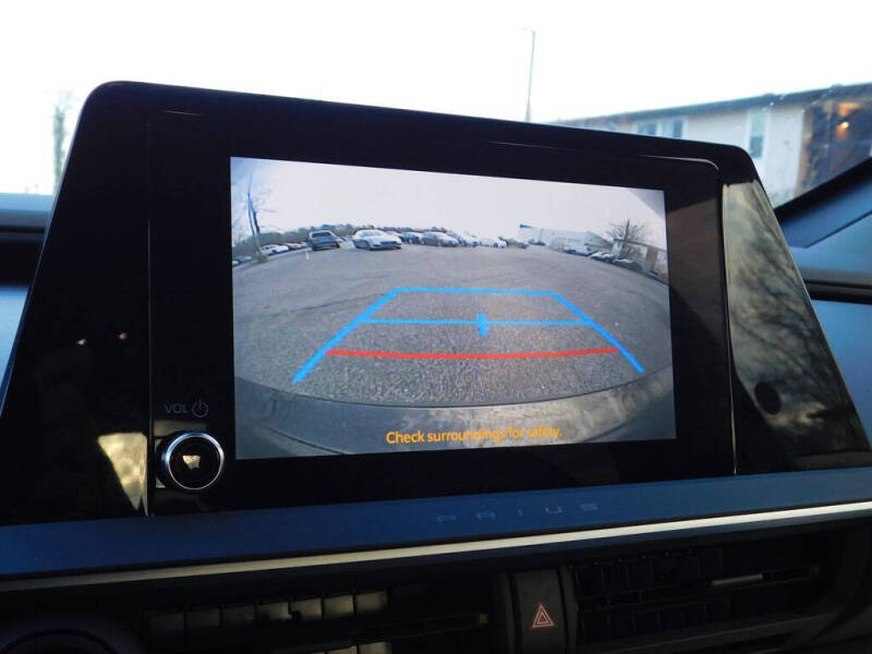 2024 Toyota Prius LE