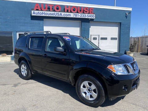 2011 Nissan Pathfinder for sale at Saugus Auto Mall in Saugus MA
