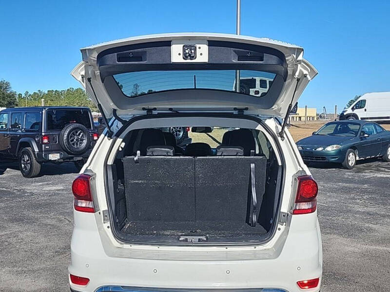 2020 Dodge Journey Crossroad