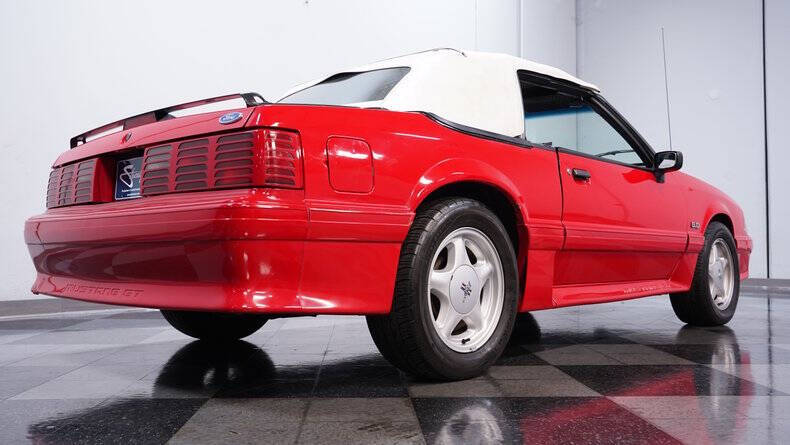 1990 Ford Mustang GT