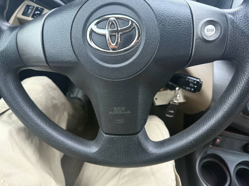 2011 Toyota RAV4 Base photo 17