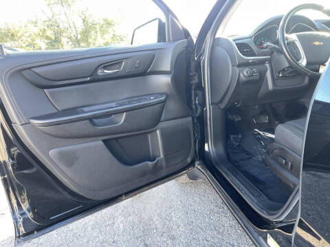 2017 Chevrolet Traverse LT