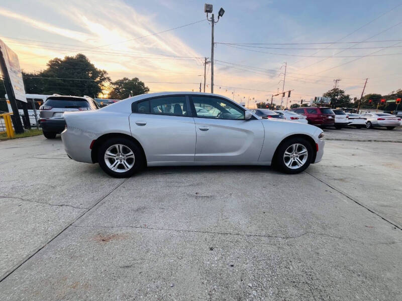 2020 Dodge Charger SXT