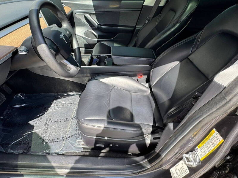 2020 Tesla Model 3 Standard Range Plus