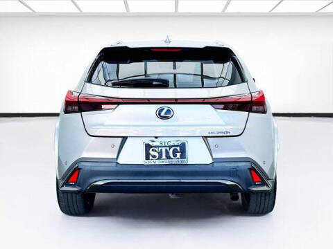 2022 Lexus UX 250h F SPORT