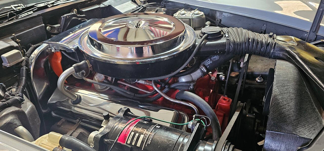 1976 Chevrolet Corvette Stingray 81